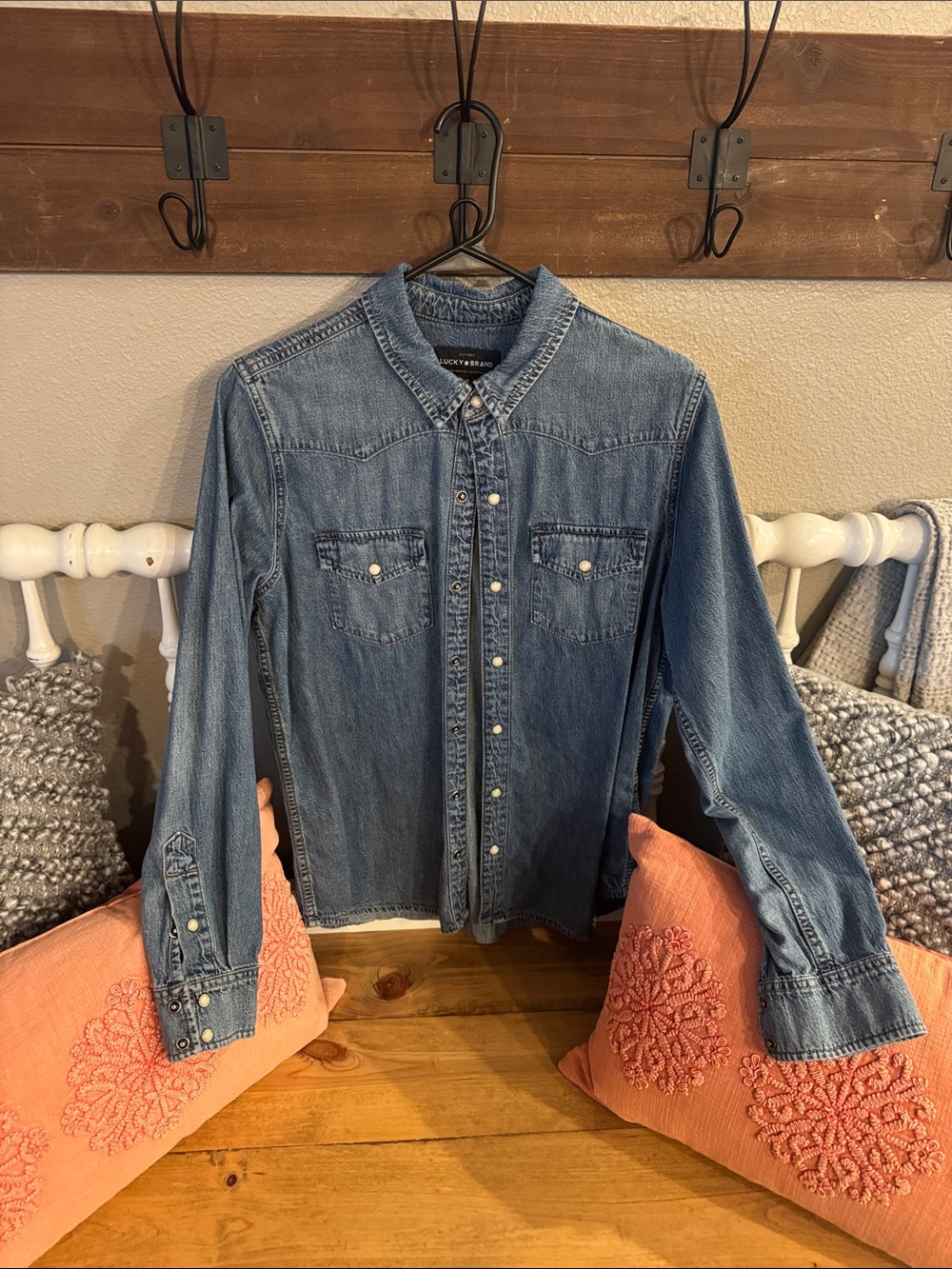 Lucky Brand women’s Light Blue Denim Western Button-Down Shirt